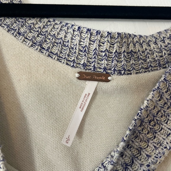 Free People Long Sleeve Oversized Strip - Picture 4 of 6